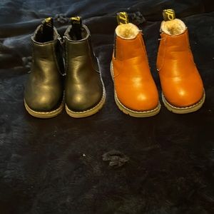 Black and brown toddlers boots